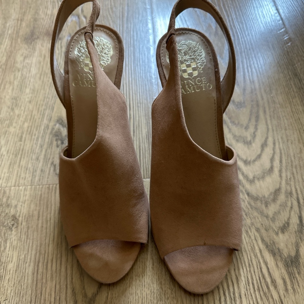 Vince Camuto Tan/Nude Open-Toe Sandals